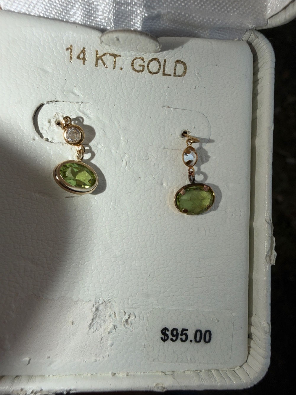 14 KT Gold Peridot Drop Earrings